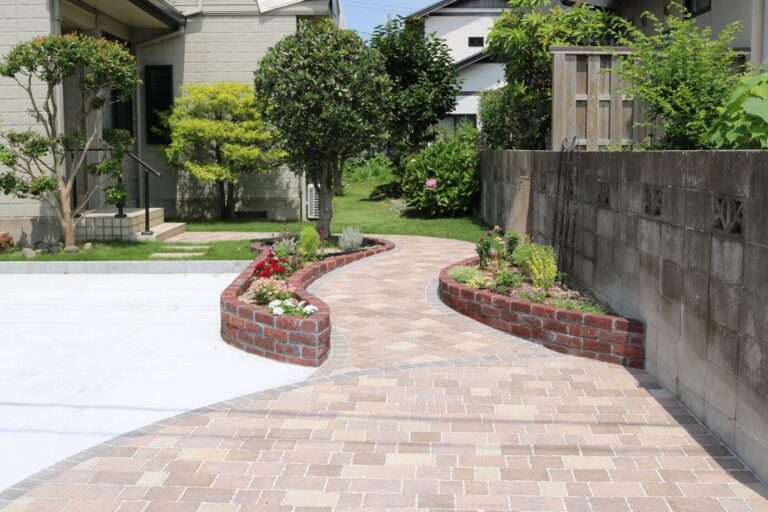 安来市 外構リフォーム 施工前後の比較写真