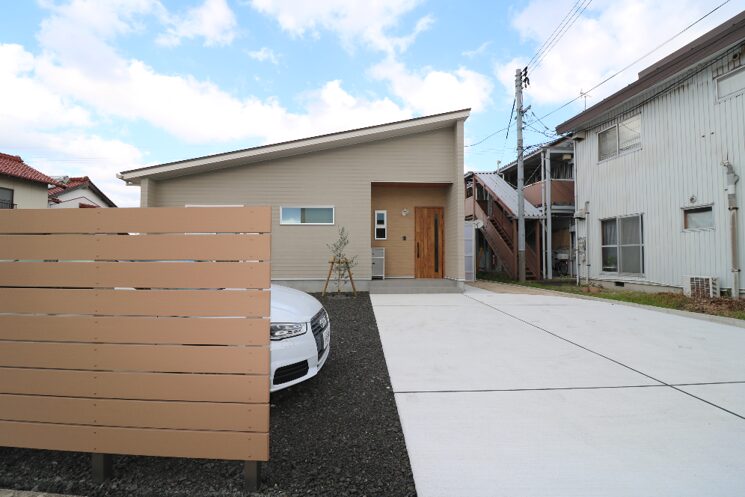 安来市 駐車場拡張工事 外構施工事例