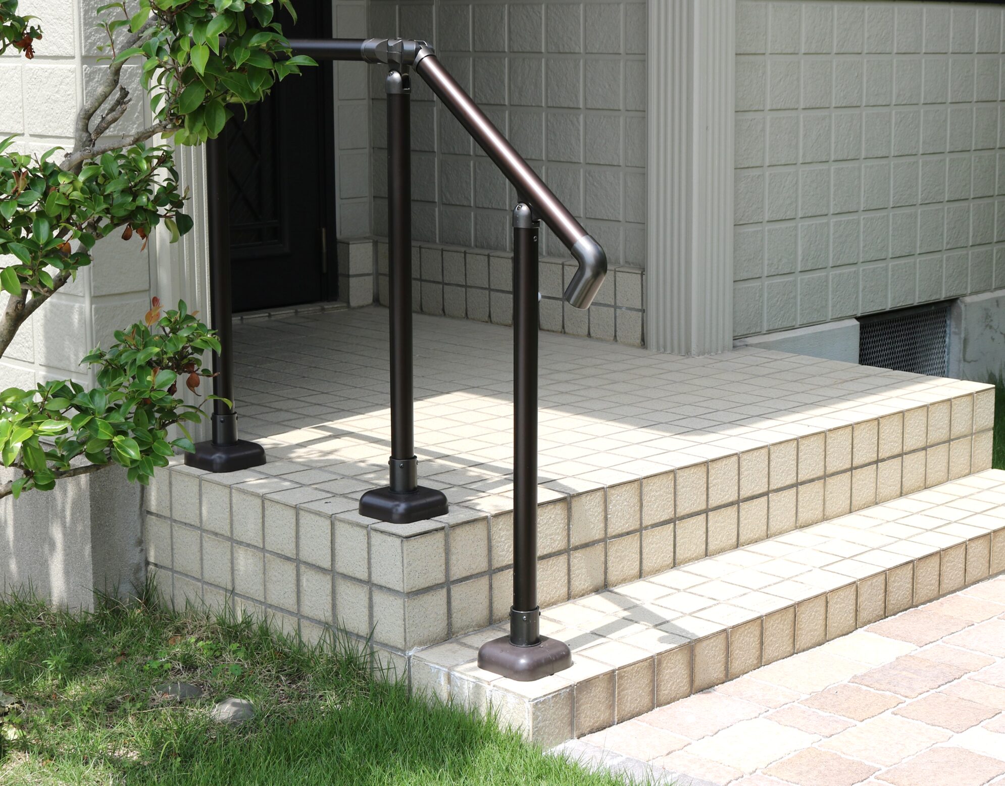 安来市 外構リフォーム 施工前後の比較写真