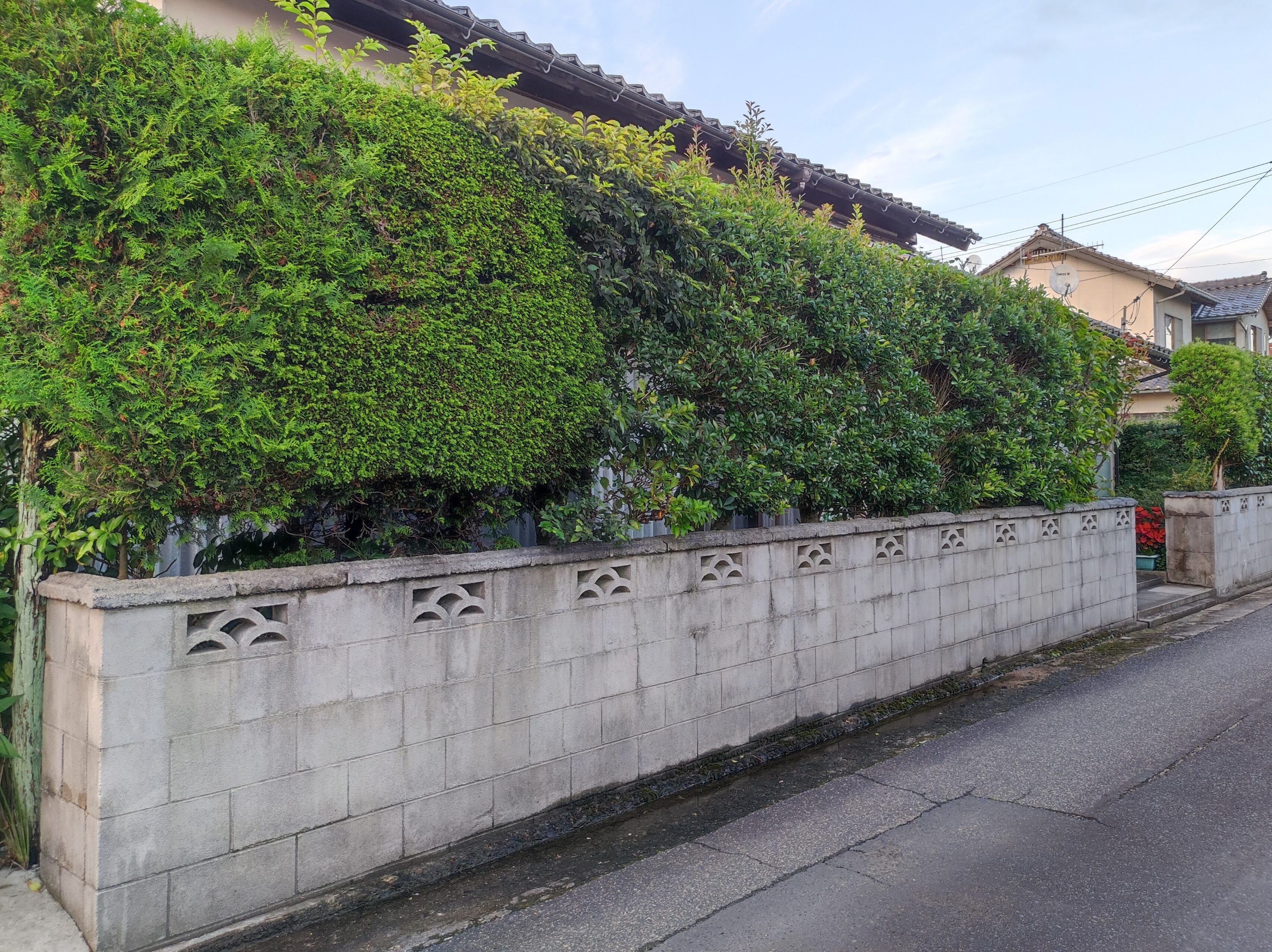 安来市 外構リフォーム ひび割れた危険なブロック塀