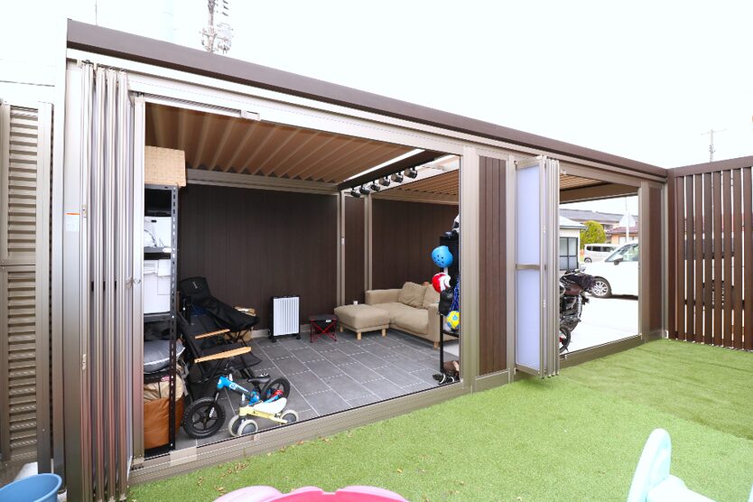 安来市 外構工事 趣味スペースとして活用できるガレージ