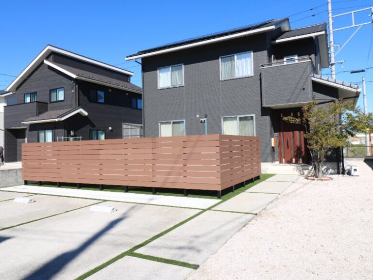 安来市 外構工事 駐車場拡張後の施工事例