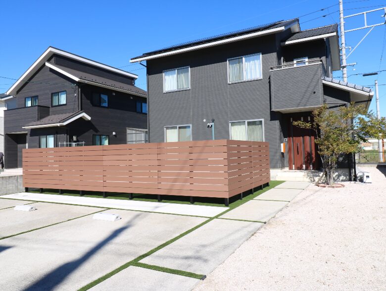 安来市 外構工事 駐車場拡張後の施工事例